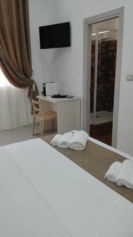 Brilliant Camere Trieste Extérieur photo